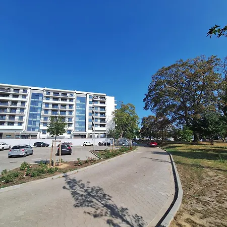 Apartment Classic - Prywatny Parking, Blisko Szpital Arkonska I Strzalowska Szczecin