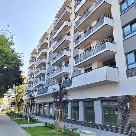 Classic - Prywatny Parking, Blisko Szpital Arkonska I Strzalowska Apartment *