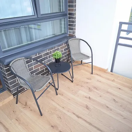 Lejlighed Classic - Prywatny Parking, Blisko Szpital Arkonska I Strzalowska