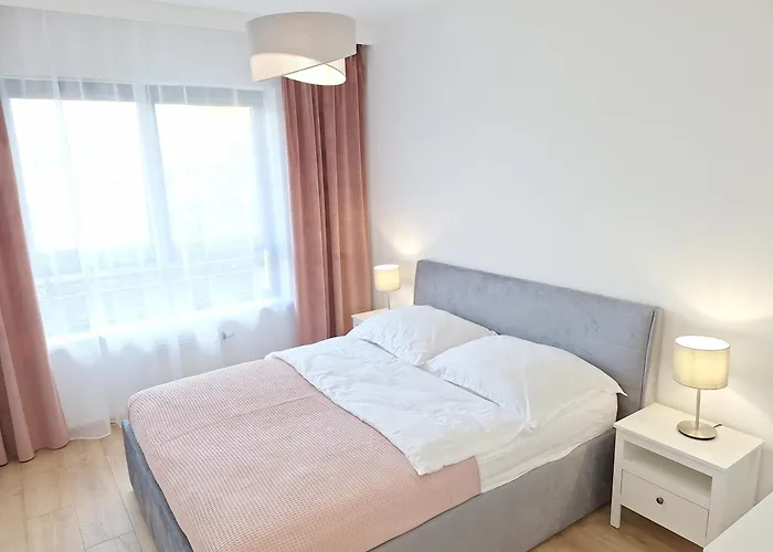 Апартаменти Classic - Prywatny Parking, Blisko Szpital Arkonska I Strzalowska Щецин