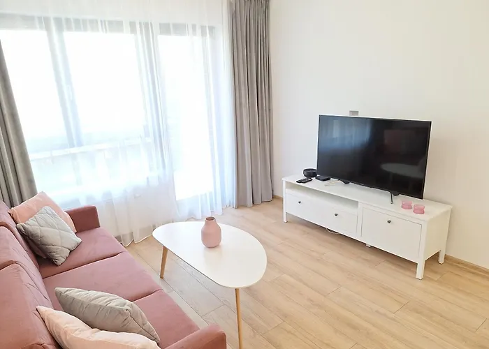 Classic - Prywatny Parking, Blisko Szpital Arkonska I Strzalowska Щецин